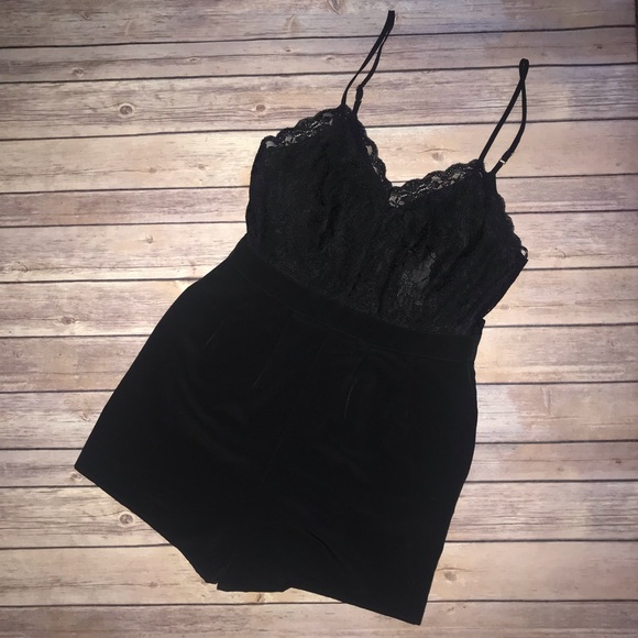 Forever 21 Pants - Forever 21 Black Lace Romper Pockets